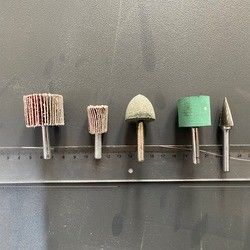 Машина для полировки букв из 3D нержавеющей стали весом 130 кг с мощностью двигателя 2 кВт